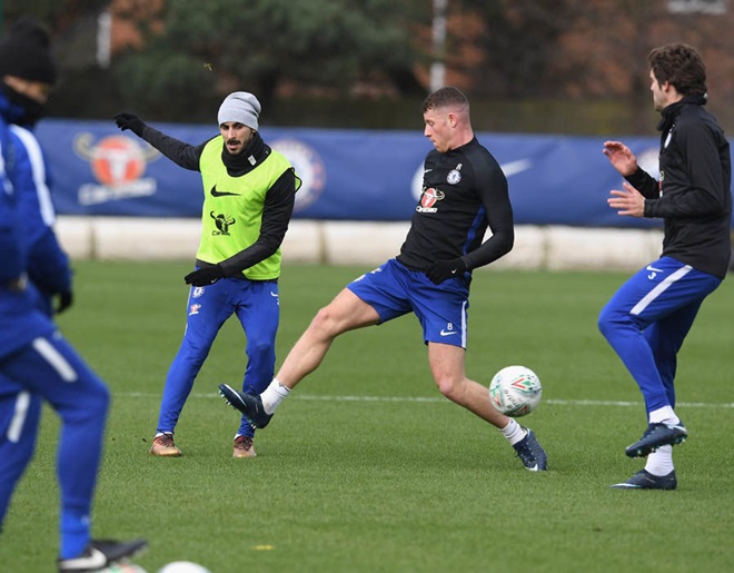 Ảnh bài viết Sarri đã sai khi không xếp cái tên này đá chính trước Man Utd?