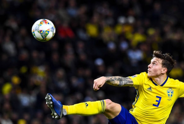 Ảnh bài viết Thành người hùng Thụy Điển, trụ cột M.U được tôn là "truyền nhân Ibrahimovic"