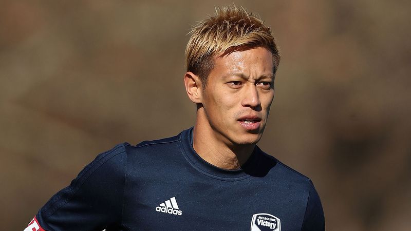 Ảnh bài viết Sắp gặp Việt Nam, HLV Keisuke Honda "bỏ chạy" về Úc?
