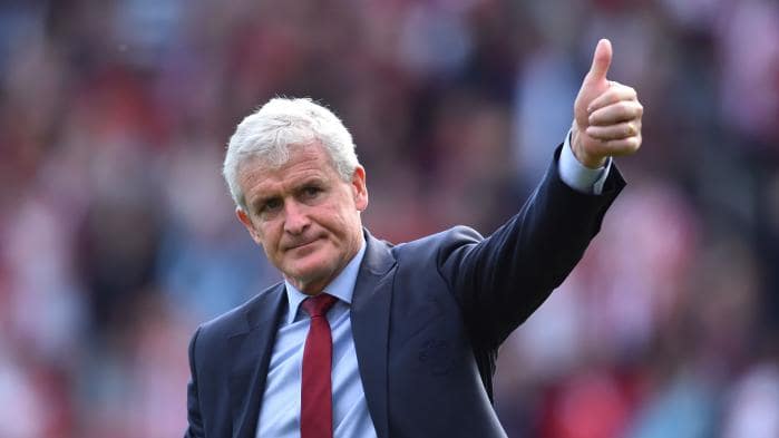 Ảnh bài viết Bị sa thải, Mark Hughes đi vào lịch sử Premier League