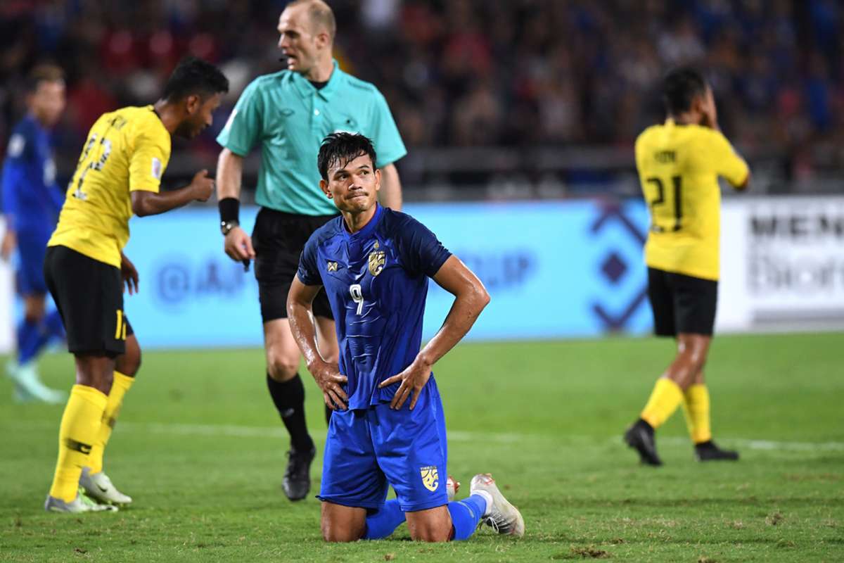 Ảnh bài viết Sao Thái Lan sút hỏng pen: "Tôi đã rút ra một bài học đắt giá"