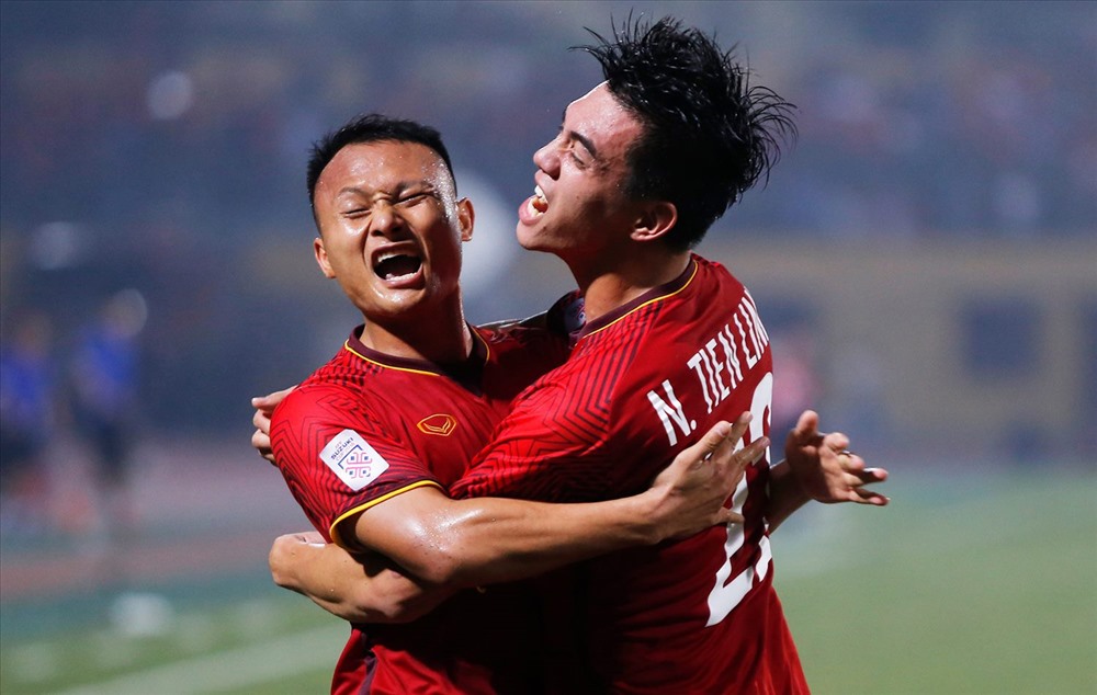 Ảnh bài viết Lương Xuân Trường: "Bằng mọi giá phải vượt qua vòng bảng"