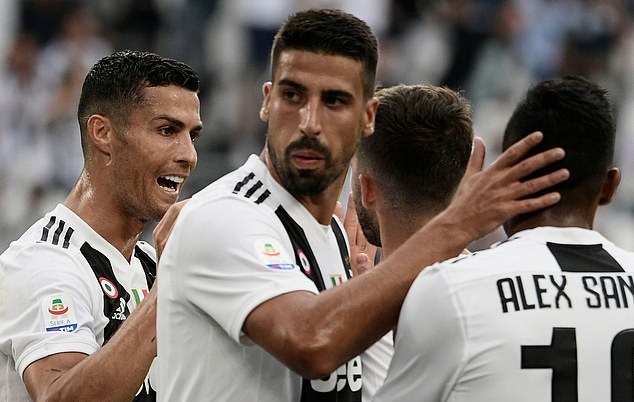 Ảnh bài viết  5 điểm nhấn Bologna 0-2 Juventus: Siêu phẩm đóng thế, Juve có 'đội trưởng lạ' 