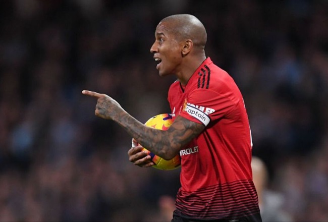 Ảnh bài viết Sốc! Đội phó Man Utd văng tục, mắng nhiếc Lukaku trong buổi tập
