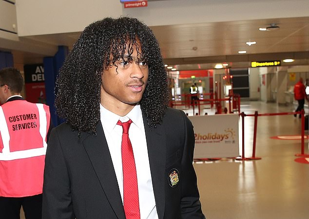 Ảnh bài viết 8 'măng non' M.U được Solskjaer mang đi đánh PSG gồm những ai?