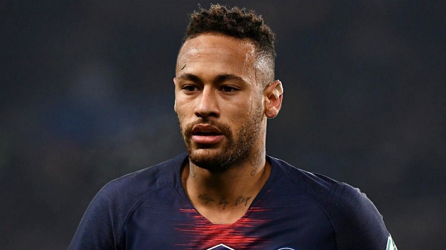 Ảnh bài viết Neymar bất ngờ làm 1 điều, Mbappe và Cavani đồng loạt "lắng lòng"