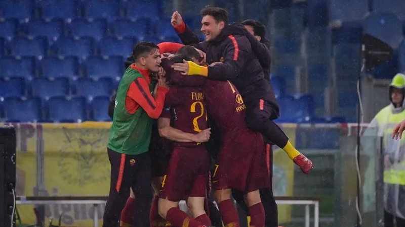 Ảnh bài viết Cựu sao Man City tỏa sáng, AS Roma giành chiến thắng trong trận thủy chiến tại Olympico