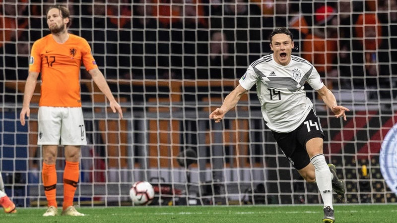 Ảnh bài viết Dortmund mua người, đặt "kẻ biến Van Dijk thành trò hề" vào tầm ngắm