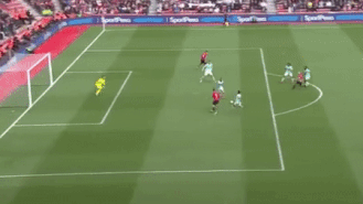 Ảnh bài viết Sao Premier League bỏ lỡ khó tin khiến đội nhà chia điểm