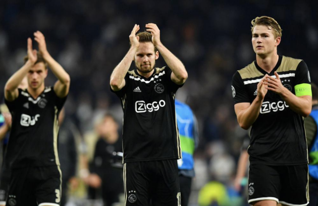 Ảnh bài viết Phó chủ tịch Barca lên tiếng, "siêu trung vệ" Ajax đếm ngày đến M.U