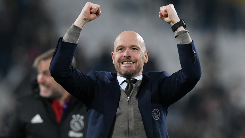 Ảnh bài viết Huyền thoại AC Milan tiến cử HLV Ajax cho…Inter Milan, Barca