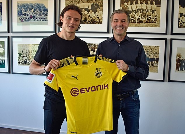 Ảnh bài viết "Cơn lốc" cánh trái Nico Schulz, tân binh Dortmund đỉnh đến thế nào?