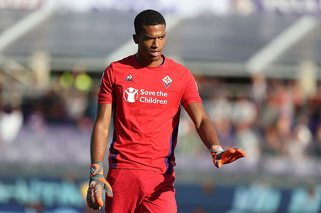 Ảnh bài viết CHÍNH THỨC: 'Siêu thủ môn' U20 Pháp gia nhập Nantes