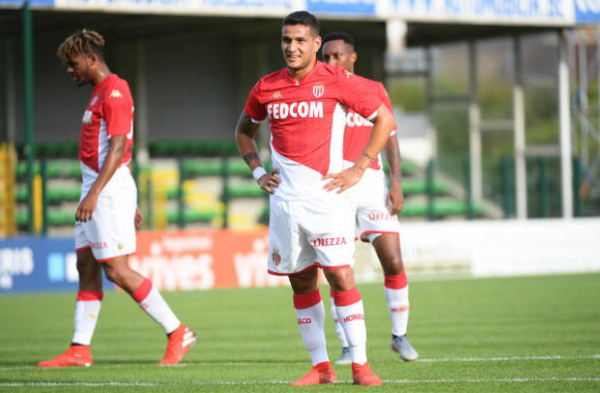 Ảnh bài viết 'Đại gia' gây thất vọng nhất châu Âu mùa trước chính thức trở lại sân cỏ