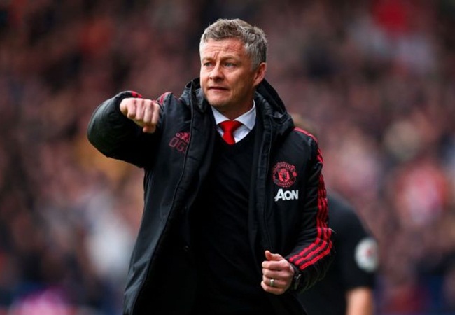 Ảnh bài viết Đối tác đòi đổi người 'điên rồ', Man Utd liền chốt số phận 'máy quét' 