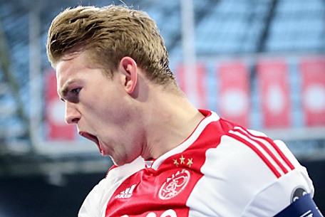 Ảnh bài viết XONG! HLV Ajax phá vỡ im lặng, 'bom tấn' De Ligt đang được kích hoạt