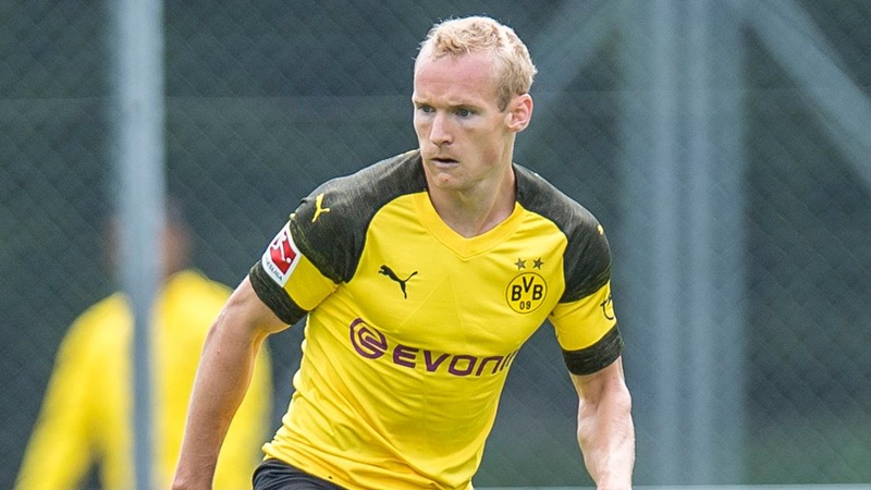 Ảnh bài viết Lên kế hoạch cải tổ, Dortmund tiếp tục đẩy đi cái tên thứ 5 rời Signal Iduna Park