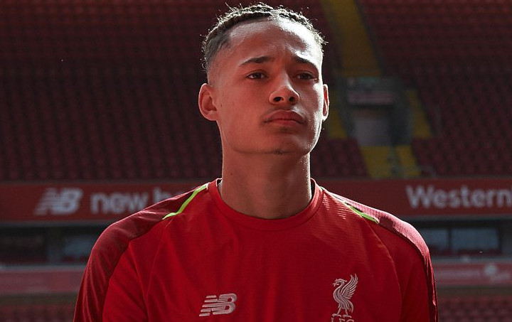 Ảnh bài viết Liverpool đồng ý chia tay "Gã khổng lồ" ở hàng thủ