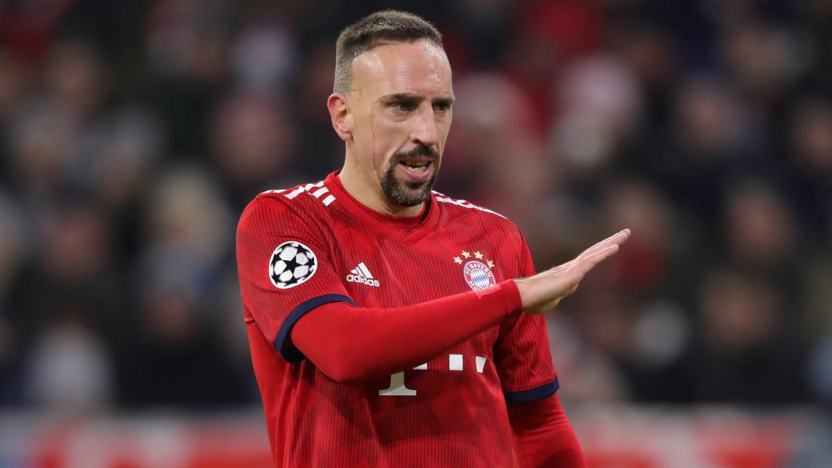 Ảnh bài viết 5 cái tên "siêu chất lượng" vẫn có thể cập bến Premier League