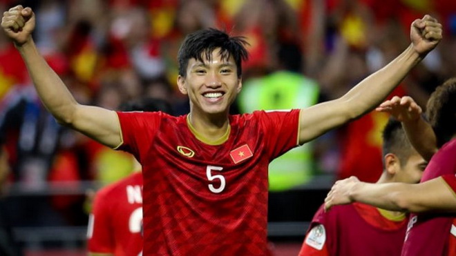 Ảnh bài viết "Văn Hậu có về dự trận Việt Nam - Thái Lan cũng không tốt" 