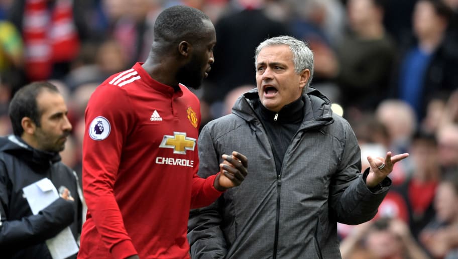 Ảnh bài viết "Tôi là kẻ 'đổ vỏ' cho thất bại của Mourinho ở Man Utd"