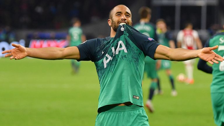 Ảnh bài viết "Người hùng Champions League" sẽ giải quyết bài toán hàng công Man Utd