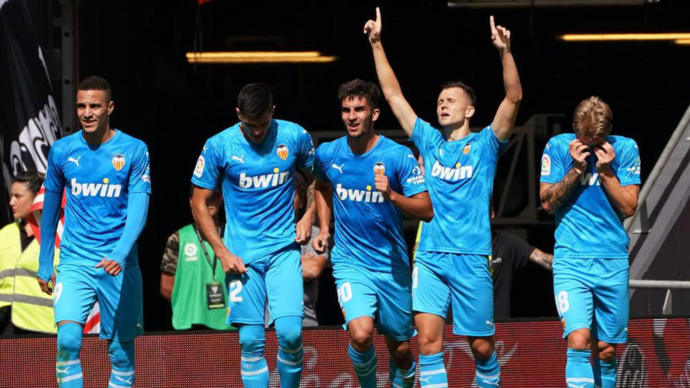 Ảnh bài viết Cựu sao Real lên tiếng, Valencia đánh bại "kẻ hạ sát" Barcelona