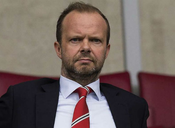 Ảnh bài viết Địa chấn Premier League! Phó chủ tịch viết tâm thư khuyên M.U trảm 'kẻ hám tiền'