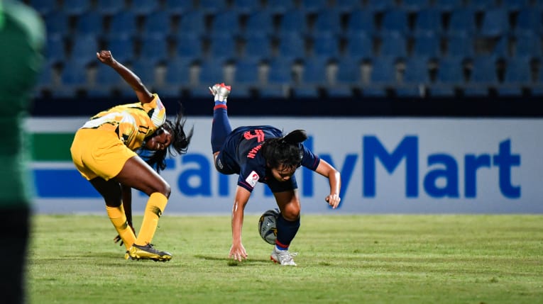 Ảnh bài viết Người Thái bật bãi sớm nhất, Việt Nam “sáng cửa” vào bán kết giải châu Á