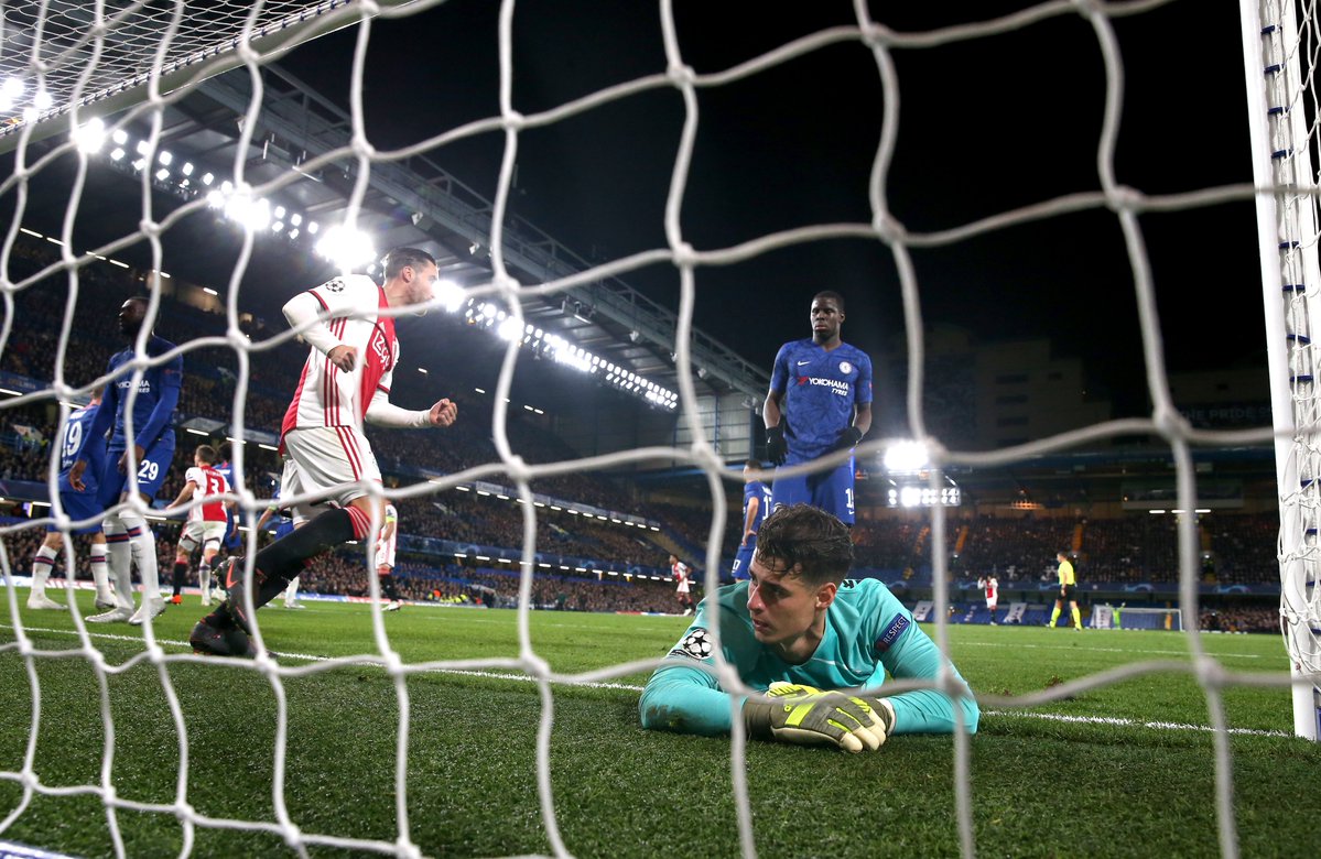 Ảnh bài viết Hơn 2 người suốt 25 phút, sao Chelsea vẫn để Ajax có 1 điểm?
