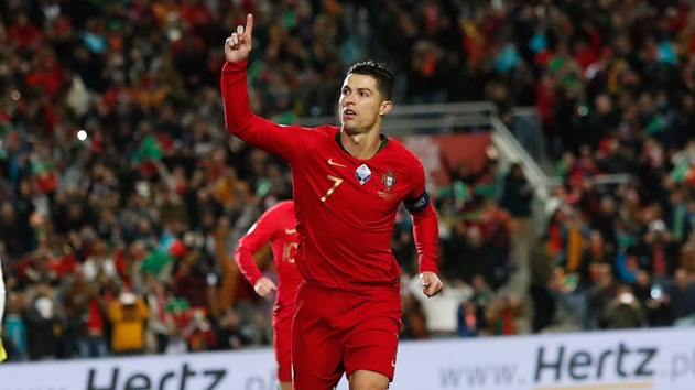 Ảnh bài viết “Ronaldo chưa bao giờ khiến tôi hết ngạc nhiên”