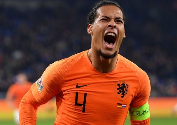 Ảnh bài viết Van Dijk: "Không may cho cậu ấy nhưng tốt cho chúng tôi!"