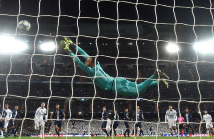Ảnh bài viết Real đắng lòng vì Navas "bay nhảy" như chim, Courtois đóng vai "phản diện"