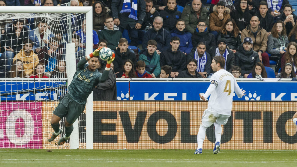 Ảnh bài viết Đây! Ngôi sao sáng nhất giúp Real đả bại Alaves, người được Zidane hết mực ca ngợi