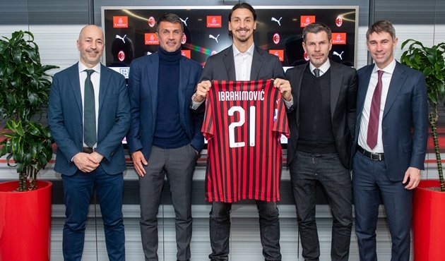 Ảnh bài viết Từ Ibrahimovic đến Simon Kjaer: Ngày Ivan Gazidis rời AC Milan đã đến?