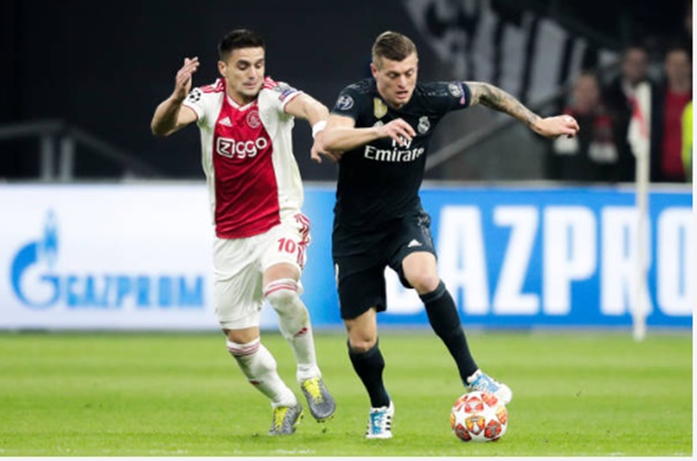 Ảnh bài viết Từ bỏ Rodrigo, Barca lên đường chiêu mộ đồng đội cũ của De Jong