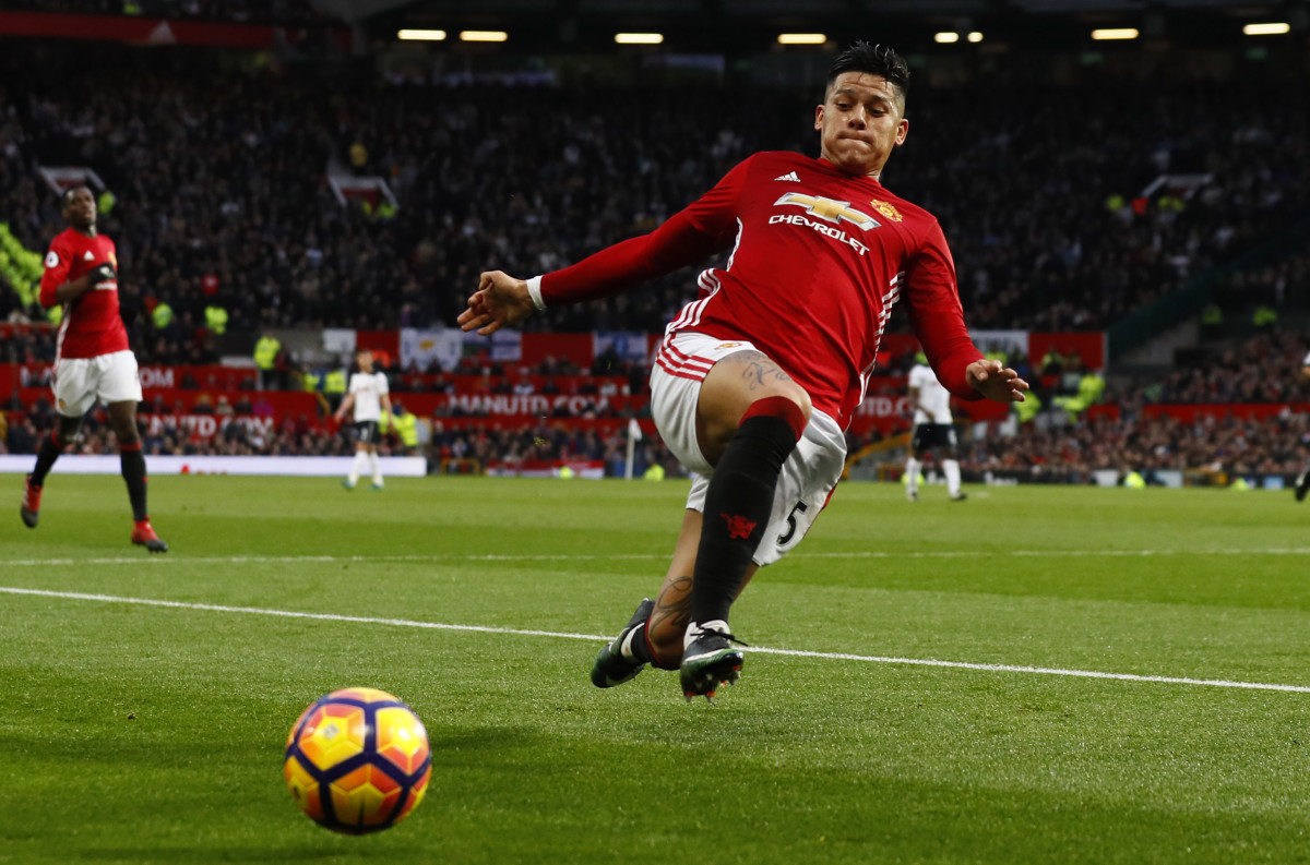 Ảnh bài viết Dứt áo rời Man Utd, 'kẻ thất sủng' cay đắng lên tiếng về khổ ải tại Old Trafford