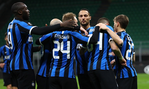 Ảnh bài viết Lukaku ghi bàn hài hước, Inter Milan tiến vào vòng 16 đội Europa League