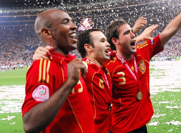 Ảnh bài viết "50% tôi muốn gia nhập Man United, 50% muốn ở lại"