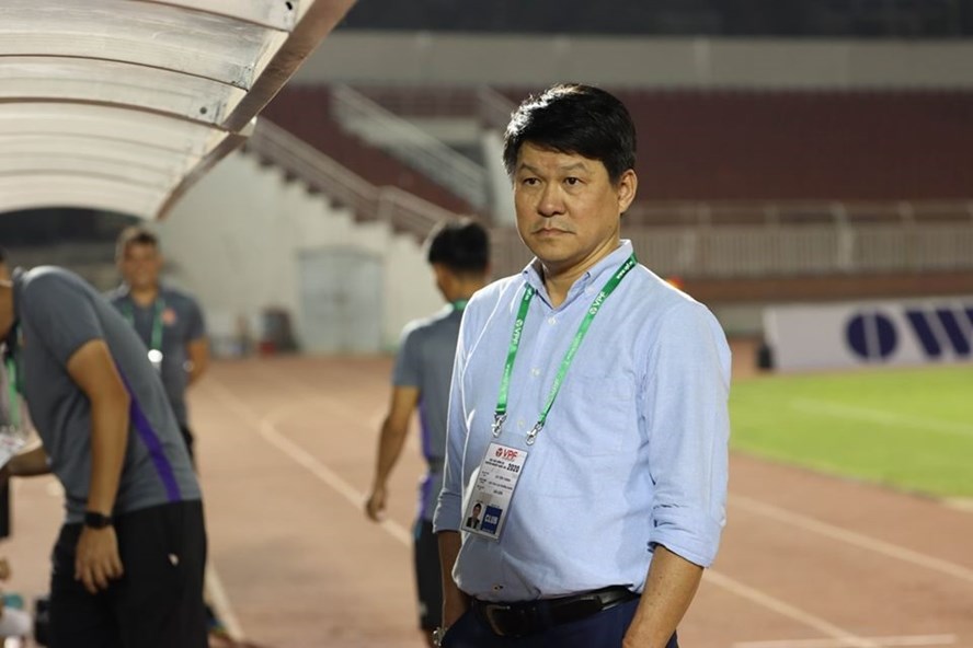 Ảnh bài viết Hy hữu: V-League lần đầu có Chủ tịch kiêm HLV trưởng