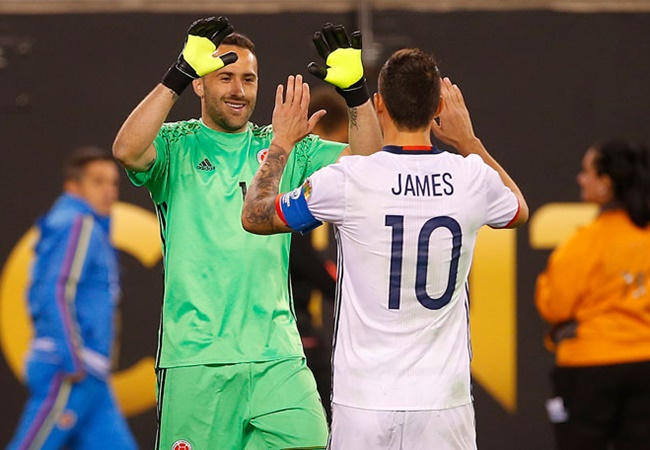 Ảnh bài viết Từ Dzeko đến James: Các cầu thủ có quan hệ gần gũi khiến CĐV ngỡ ngàng