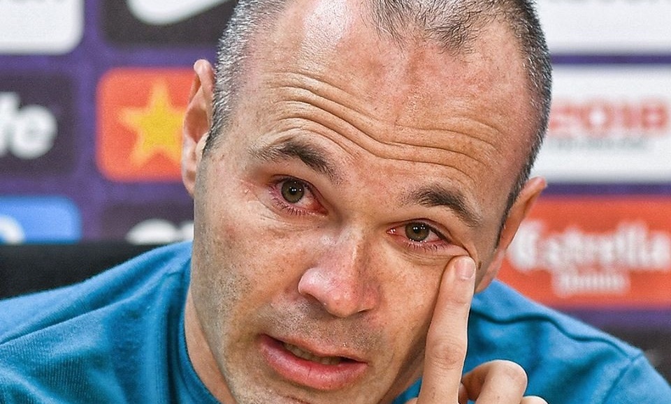 Ảnh bài viết Những khoảnh khắc 'đẫm nước mắt' của huyền thoại sân cỏ