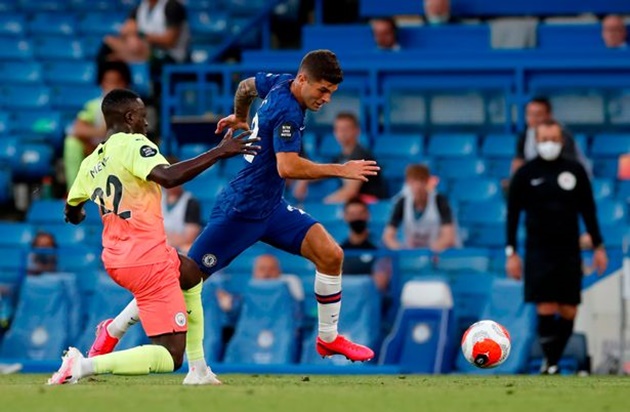 Ảnh bài viết Thua đau, fan Man City điên tiết: "Cậu ta là của nợ lớn nhất lịch sử"