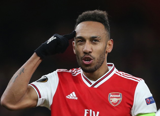 Ảnh bài viết Lacazette nói với tân binh 1 câu, Aubameyang bảo hãy bình tĩnh lại