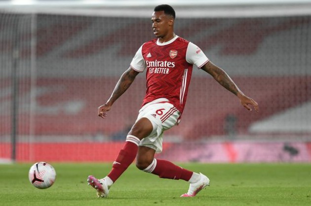 Ảnh bài viết CĐV Arsenal phát cuồng: "Quái thú; Đá tảng; Koscielny mới"