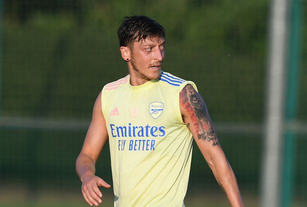 Ảnh bài viết Rời Arsenal, Ozil sắp có bến đỗ mới trong vòng 3 tuần tới?