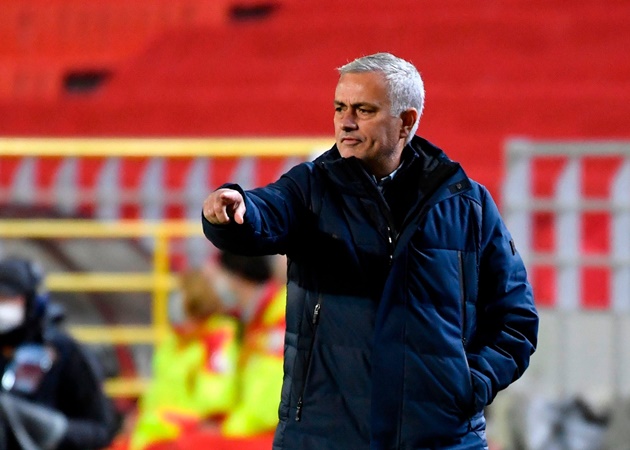 Ảnh bài viết Tottenham bại trận, Mourinho thừa nhận gây sốc về 1 quyết định
