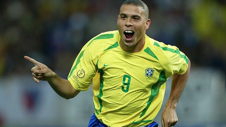 Ảnh bài viết Top 10 cầu thủ giá trị nhất 2005: Ronaldo áp chót, "đứa con thần gió" chỉ về nhì