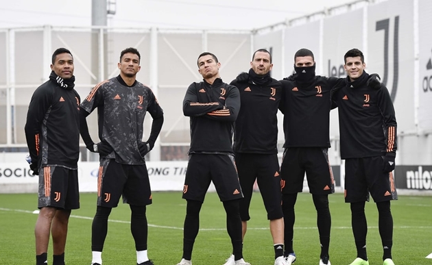 Ảnh bài viết Ronaldo tạo dáng cực ngầu, mang sự tự tin trở lại với Juventus