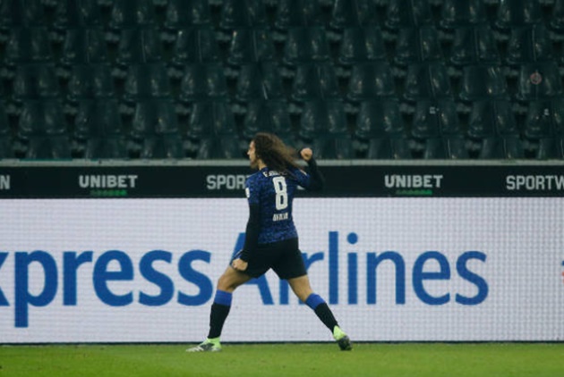 Ảnh bài viết Bị Arsenal tống khứ, 'kẻ nổi loạn' vẽ đường cong tuyệt hảo gây bão Bundesliga